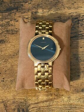 Seiko Lassale Gold Tone Quartz Watch Black Dial Date Integrated Bracelet